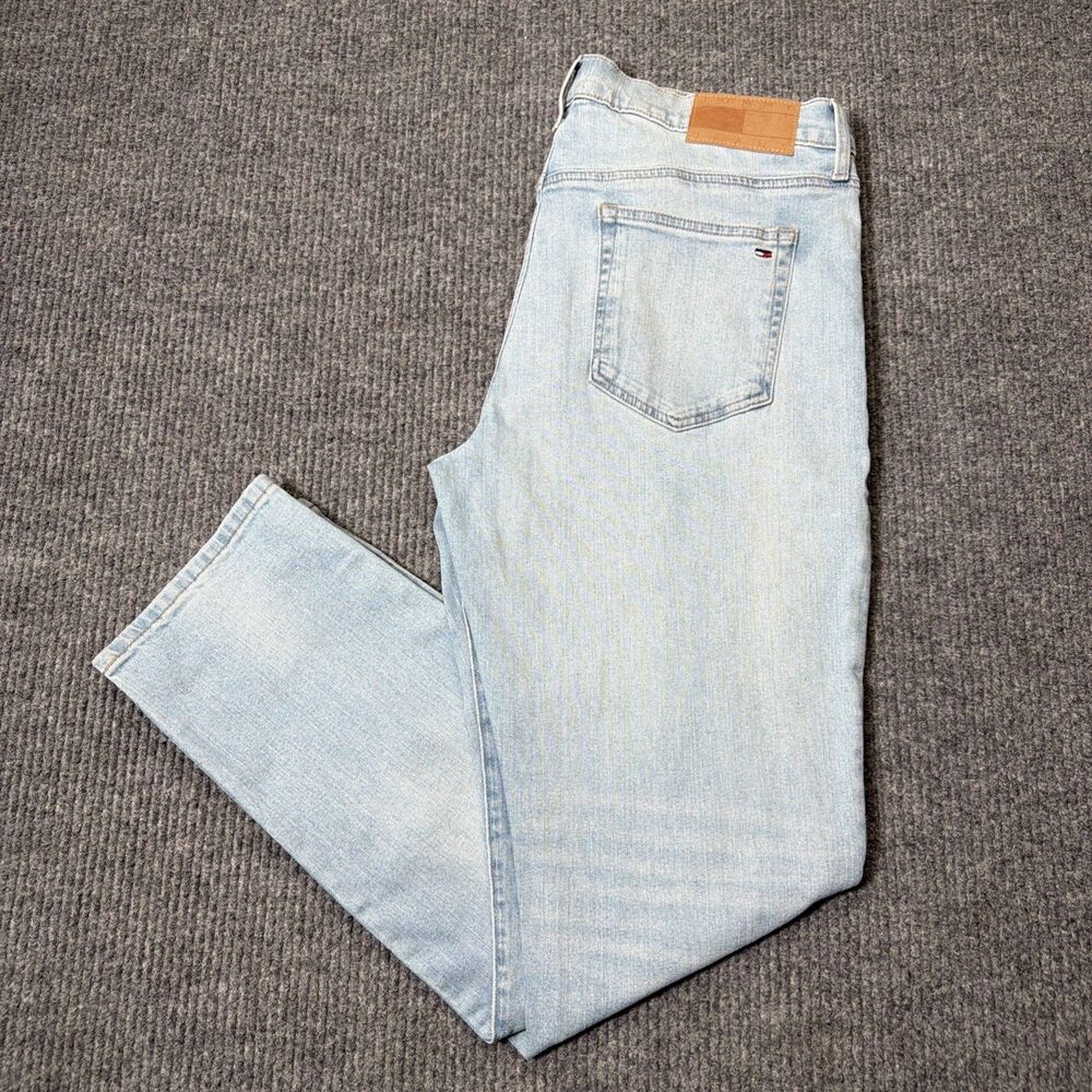 Tommy Hilfiger Men 36X32 Slim Fit Blue Light Wash Stretch Denim Jeans NEW